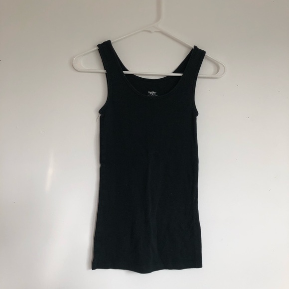basic black tank - Picture 3 of 4